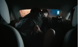 Секс с Любовью Аксеновой в автомобиле