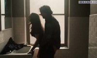 Сцена секса в туалете с Эмили Треймейн