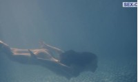 Ирина Виноградова полностью голая купается