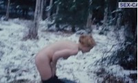 Франциска Петри голая в лесу