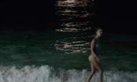 Голая Лола Ле Ланн купается в море видео смотреть