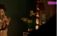 Кадры с Голая  Холли Берри, откровенные сцены,видео,кадры